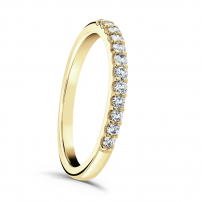 9ct Yellow Gold Shared Claw Diamond Wedding Ring